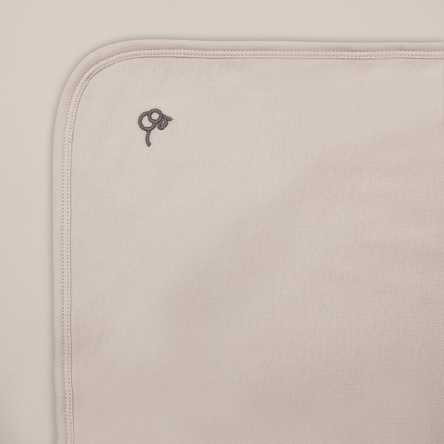 Blanket with snuggle hood - sand