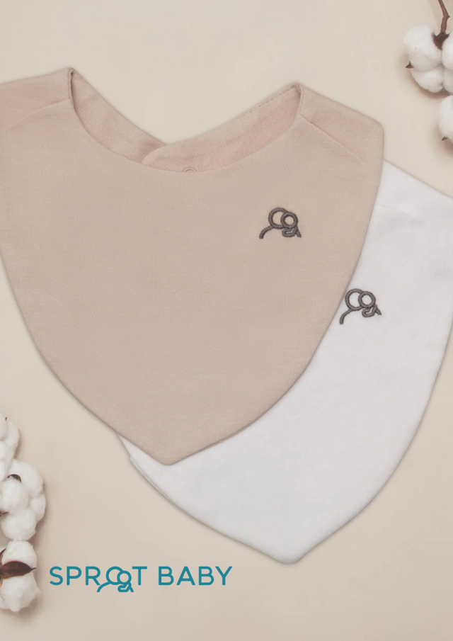 How to choose the best baby bib: a guide for newborns and infants